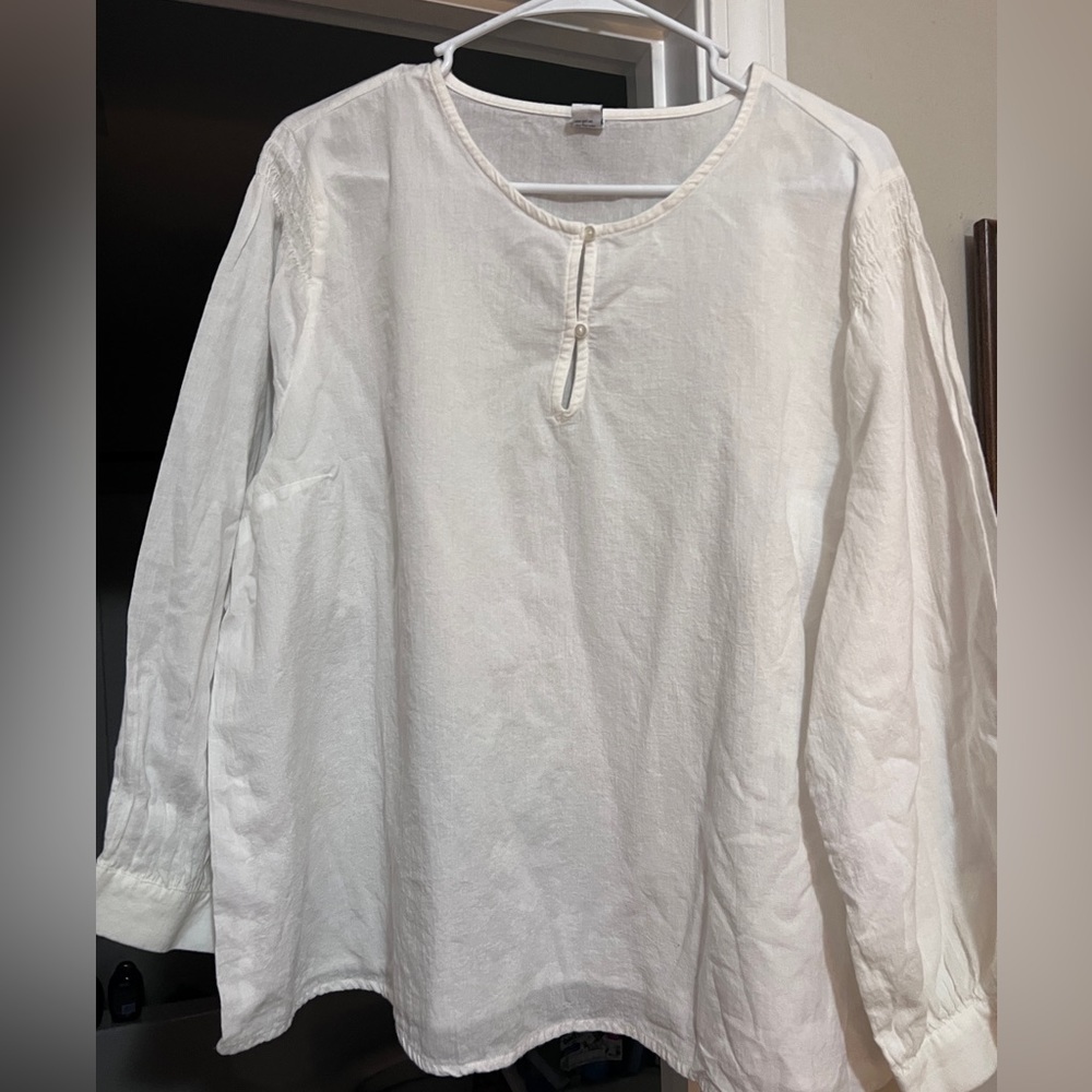 Woman’s shirt